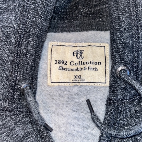 Abercrombie & fitch zip up jacket - Picture 2 of 4